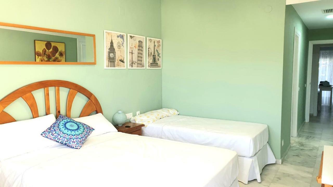 Golf Coast Los Alamos, Primera Linea De Playa Torremolinos Kültér fotó