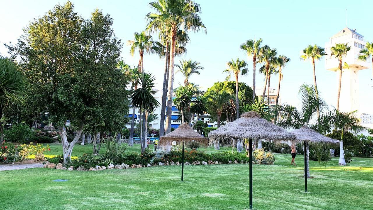 Golf Coast Los Alamos, Primera Linea De Playa Torremolinos Kültér fotó
