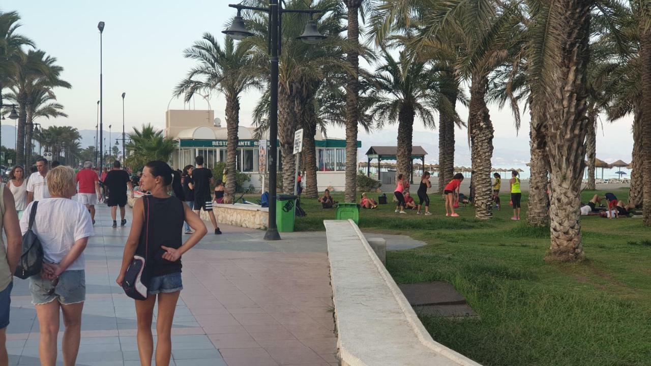 Golf Coast Los Alamos, Primera Linea De Playa Torremolinos Kültér fotó