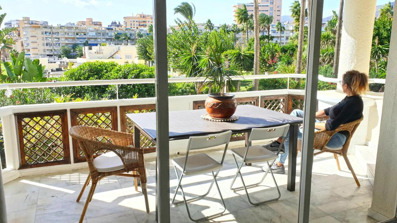 Golf Coast Los Alamos, Primera Linea De Playa Torremolinos Kültér fotó